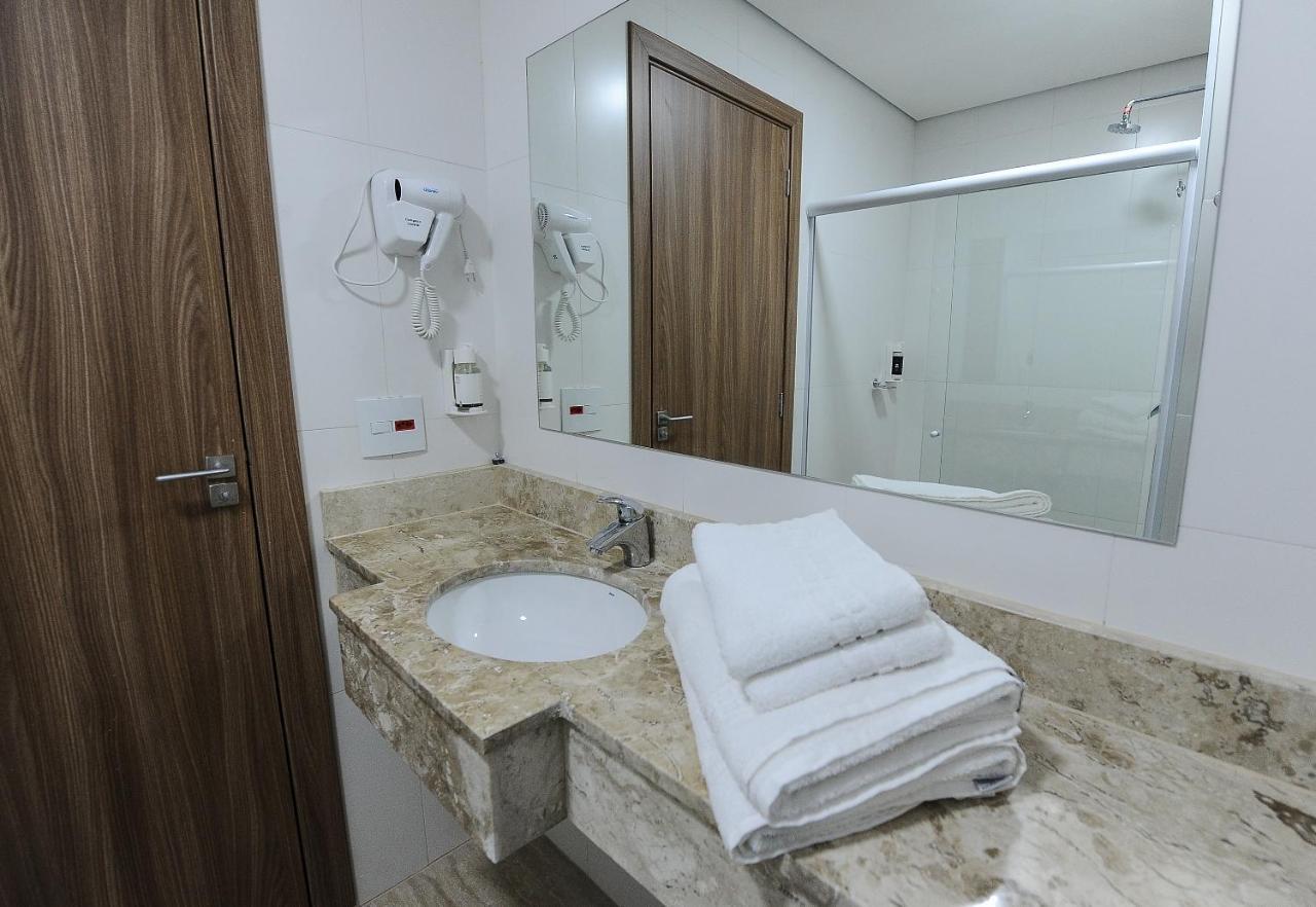 Отель Bristol Infinity Rio Claro Экстерьер фото