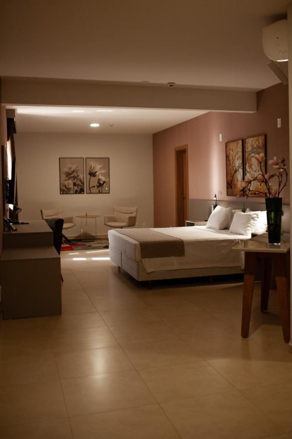 Отель Bristol Infinity Rio Claro Экстерьер фото