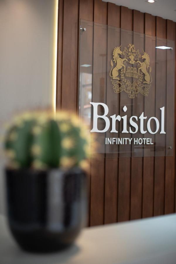 Отель Bristol Infinity Rio Claro Экстерьер фото