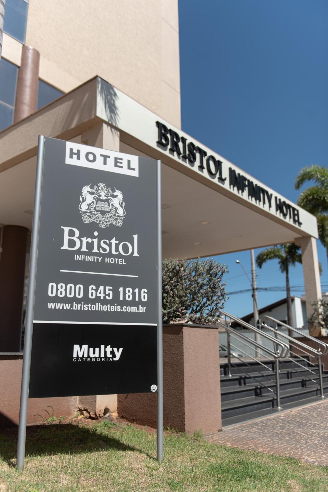 Отель Bristol Infinity Rio Claro Экстерьер фото